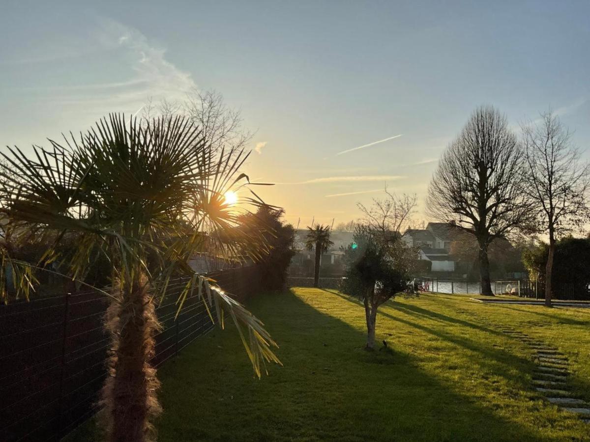 Bed and Breakfast Bords De Sarthe Le Mans Exterior foto